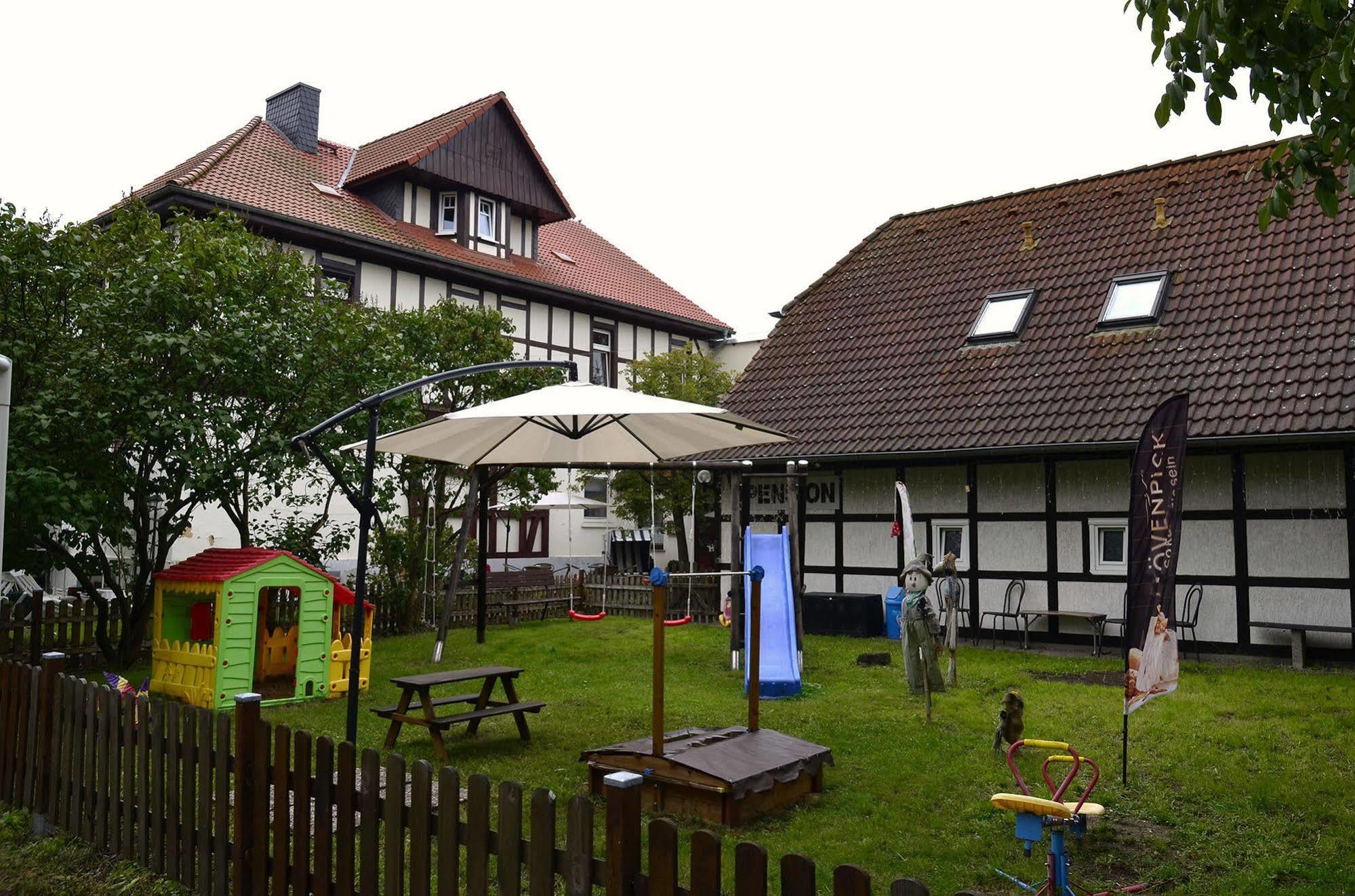 Pension Am Stadtrand Zerbst Екстер'єр фото